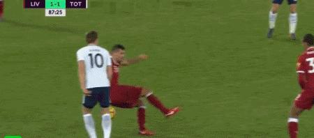 足球场上可耻的行为,足球跳水和作弊的区别