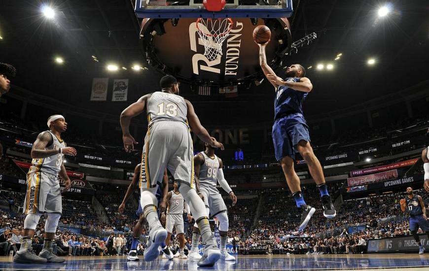 詹姆斯被狂虐,勒布朗詹姆斯被虐