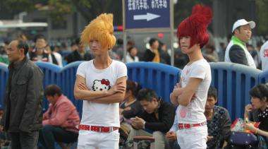 一个坚强一个脆弱：哥特与杀马特