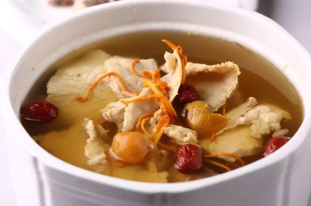 花胶虫草花炖鸡汤的做法窍门,花胶和虫草花一起炖鸡可以吗