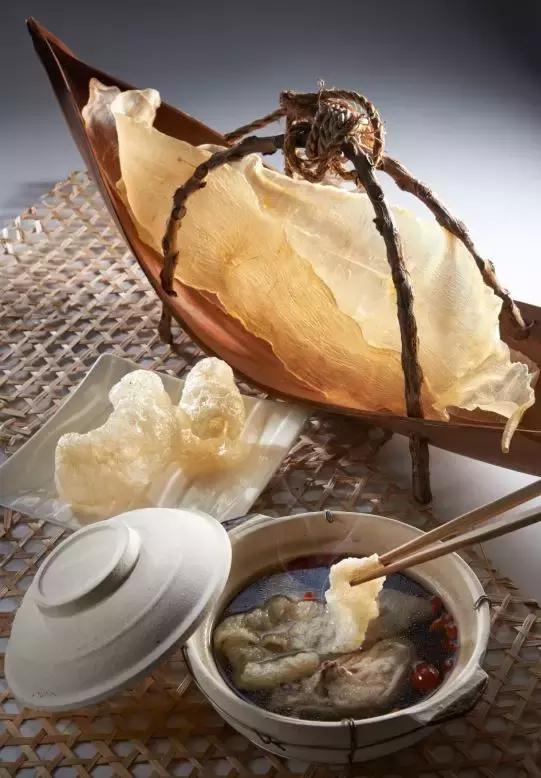 花胶虫草花炖鸡汤的做法窍门,花胶和虫草花一起炖鸡可以吗