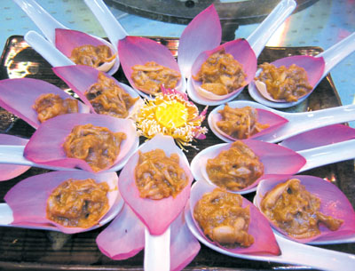 吃花是一件雅事，但哪些花能吃，怎么吃，倒还真有点学问