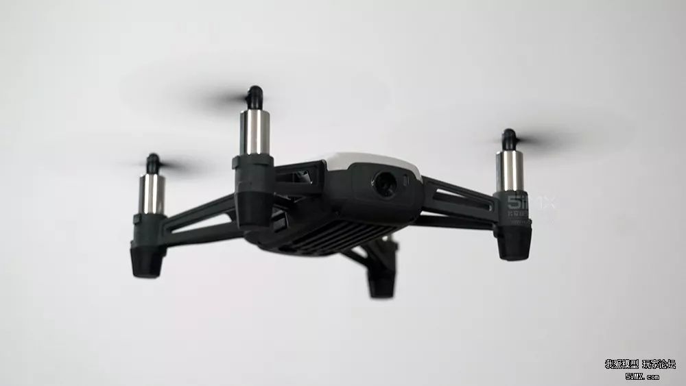 DJIIntel黑科技加身！睿炽科技699元无人机Tello有哪些看点？