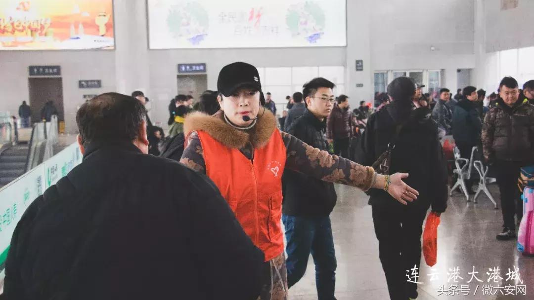 没挣到钱不敢回家过年原视频,没赚到钱不敢走亲访友