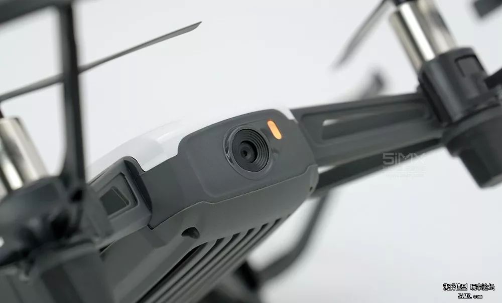 DJIIntel黑科技加身！睿炽科技699元无人机Tello有哪些看点？