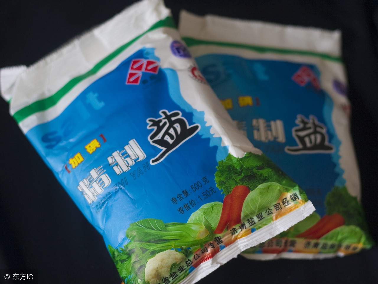 毛巾发黄发硬发粘如何清洗,毛巾用久了很黏是什么原因