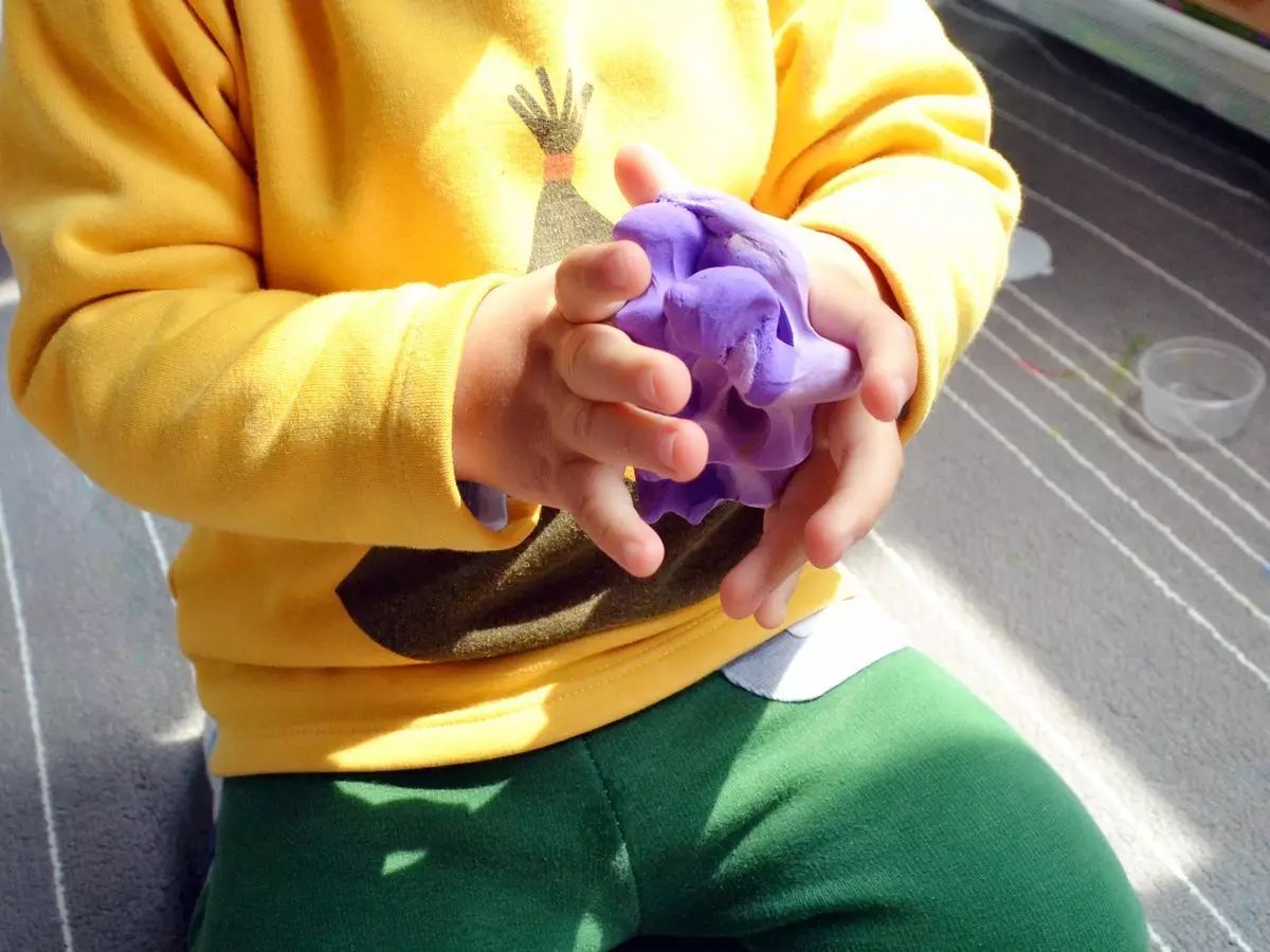 1-3岁粘土入门教程幼儿园,3岁以下为什么不能玩粘土