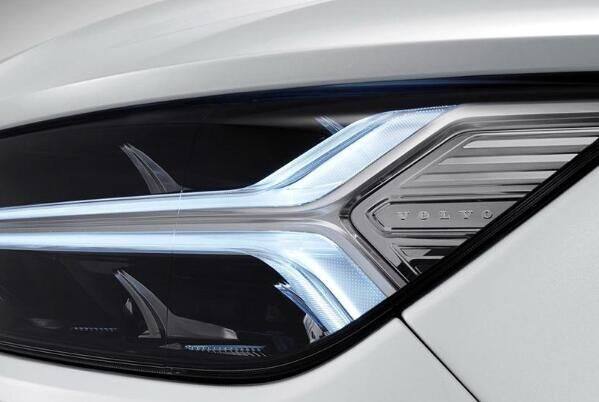 途观l380四驱豪华pk奥迪q5l,外观霸气不输宝马配四驱吊打途观