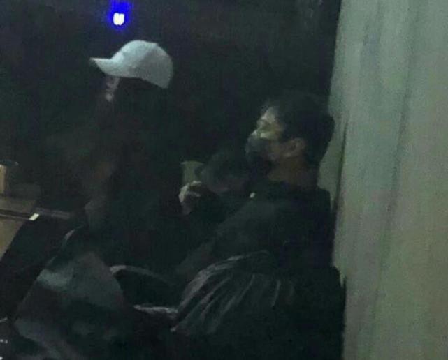 王思聪齐名的上海公子哥,王思聪现身夜店身边美女如云