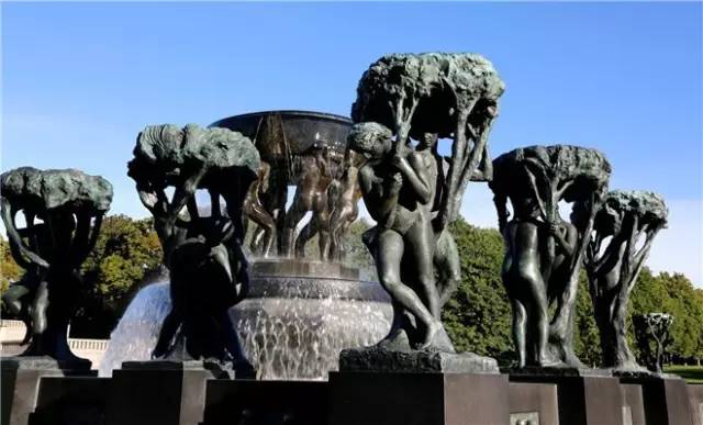 格调|我能想到最性感的画面，就是静*坐静**在那里，等帅哥美女驾到