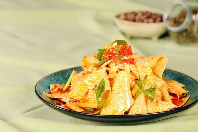 川蜀一年能卖几个亿的廖记棒棒鸡终于来神木了！吃货们颤抖吧！