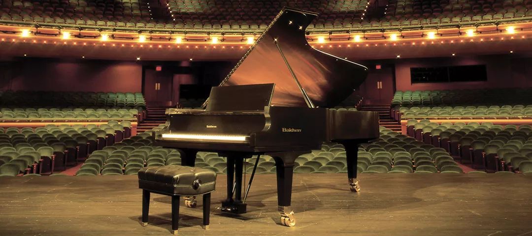 gibson实体店,gibson倒闭