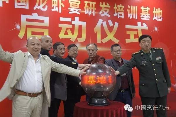 小龙虾，大市场！未来是否继续火爆取决于什么？盱眙、潜江、南京、武汉、上海、北京、合肥、杭州……跟着小龙虾地图走一遭吧！