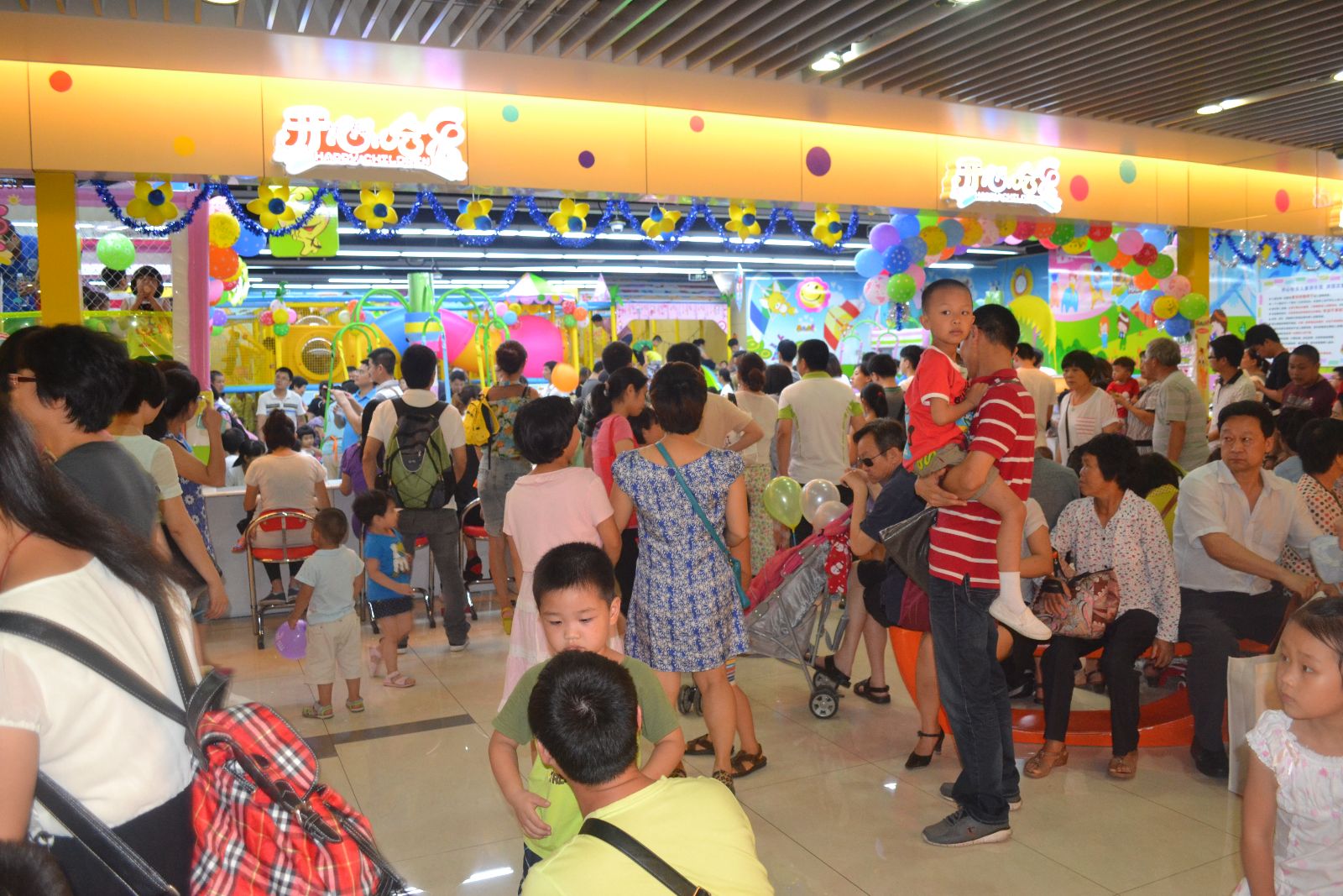 儿童轨道小火车游乐设备,十大投资小的网红儿童游乐设备