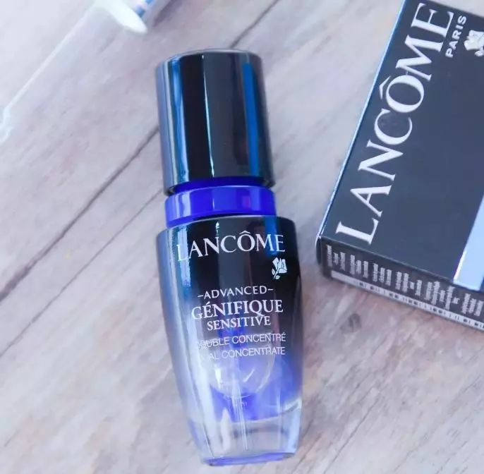 2018口碑最好的国货精华,爆款精华排行榜