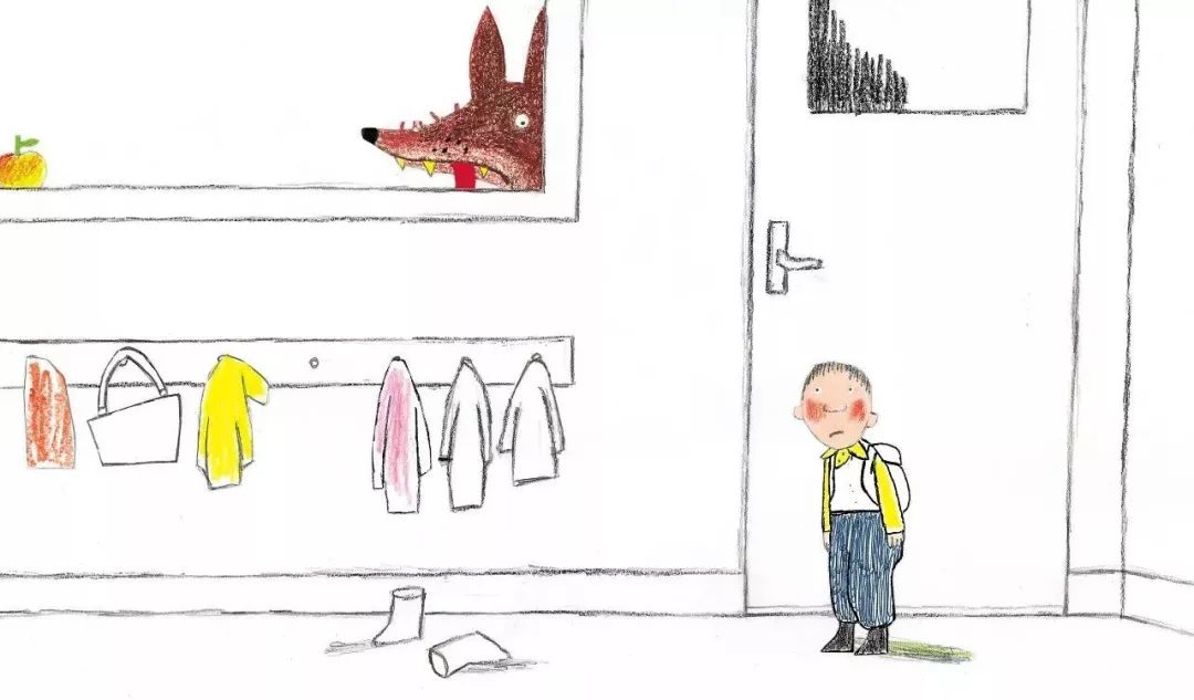 看着小小的背影感慨孩子长大了,目送孩子上学的背影图片