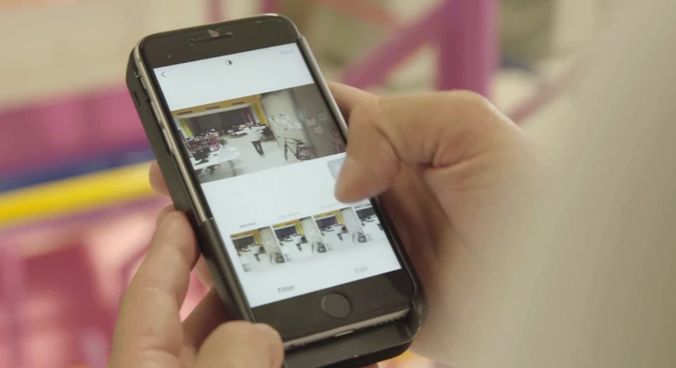 藏在手机壳里放口袋就能带走，这么小的黑科技无人机还是第一次见