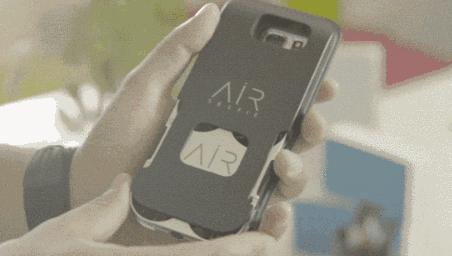 藏在手机壳里放口袋就能带走，这么小的黑科技无人机还是第一次见