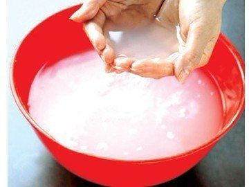 用清水加白醋洗脸能美白吗,什么水洗脸能美白