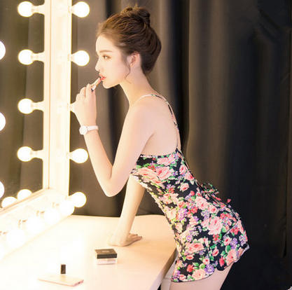 比基尼泳装夏日沙滩推荐,夏日泳装比基尼海边推荐