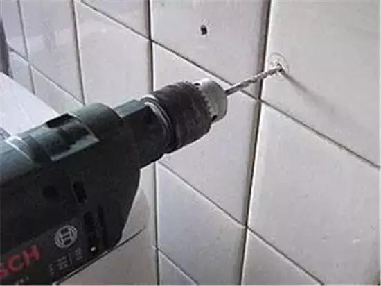 瓷砖上打孔怎么打不容易坏,瓷砖上打孔怎么打