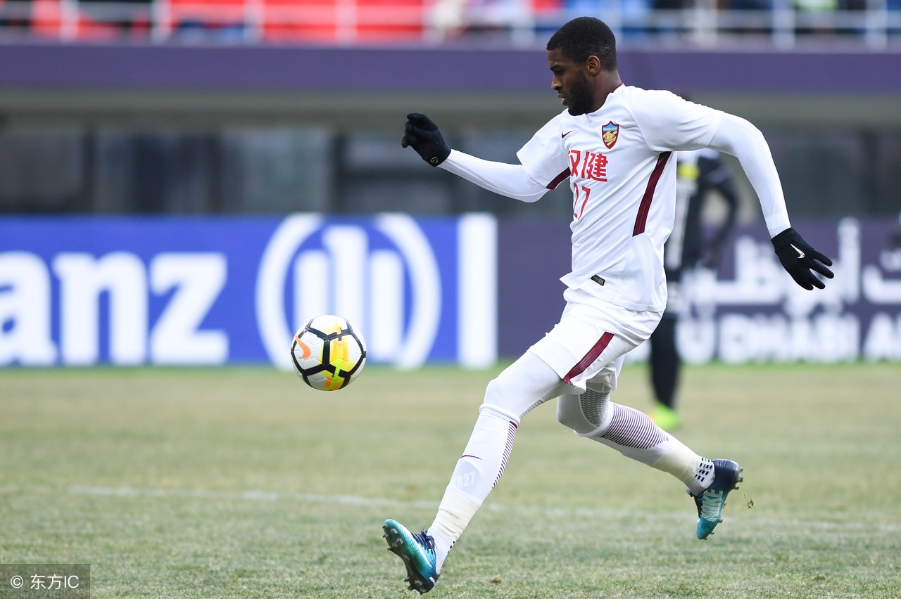 帕托扛着球队前进！柏太阳神踢得漂亮，但权健有这把尖刀就够了！