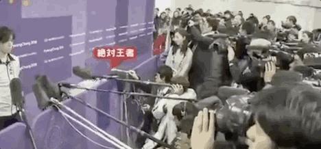 看完这篇文，你就明白央视女主播为什么对他痴狂？