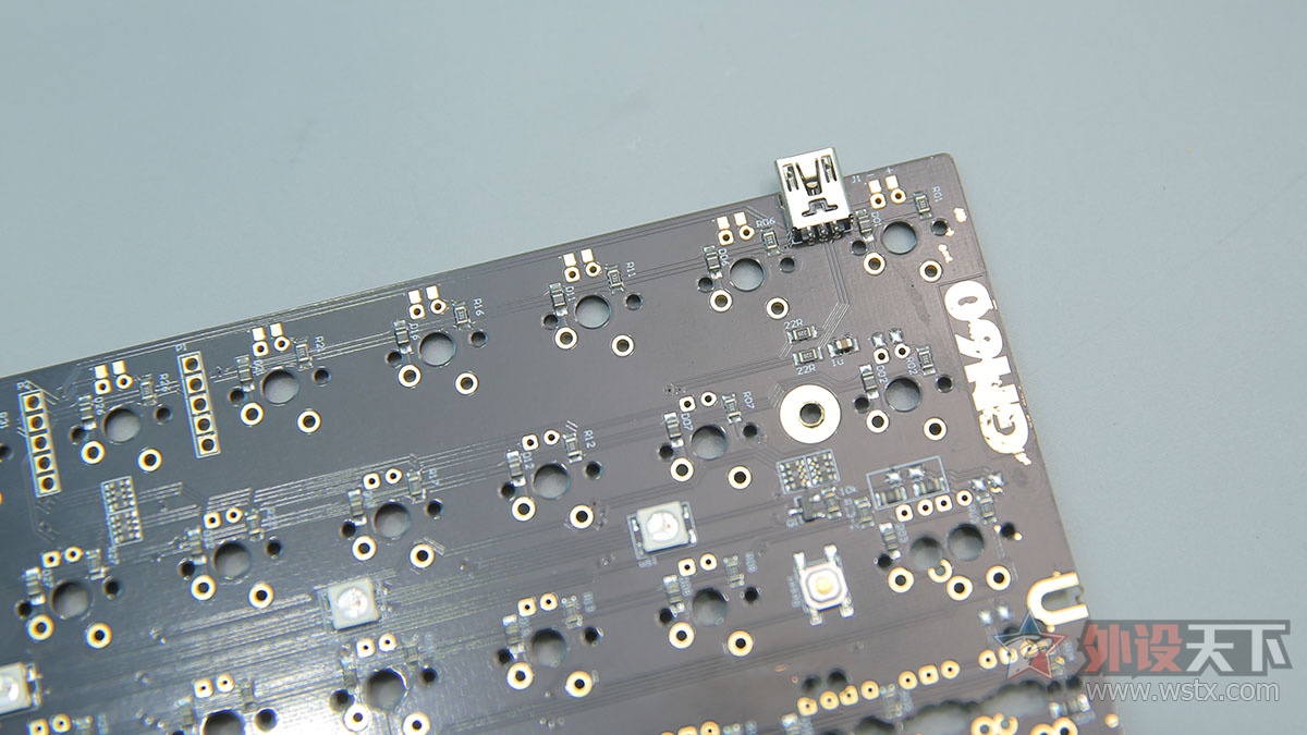 玩吃鸡适合什么样的机械键盘,新手适合玩吃鸡用什么键盘