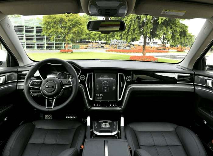 众泰t700外观太好看了,众泰t700与陆风x7的油耗哪个低