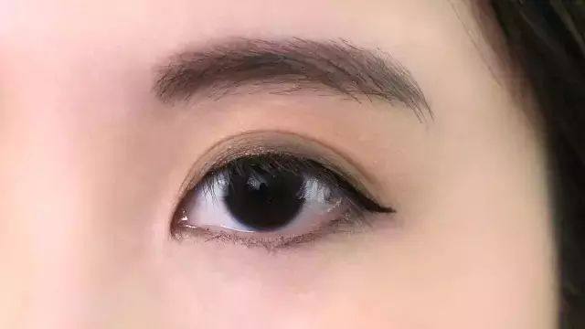 内双单眼皮眼妆画法新手淡妆,单眼皮淡妆眼妆的画法步骤