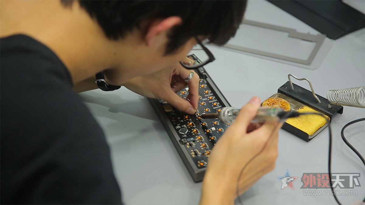 玩吃鸡适合什么样的机械键盘,新手适合玩吃鸡用什么键盘