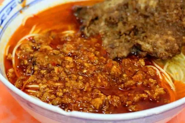 魔都各区最火小吃，有人居然全都吃过！