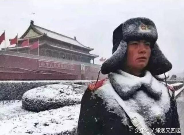 一级军士长的军衔等级是多少,在部队一级军士长是什么军衔