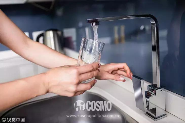 乐活家｜明明偷学了杨幂景甜，为什么我还是补错了水？