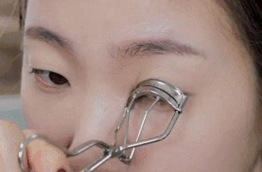 刘雯同款眼妆大全,刘雯单眼皮化妆