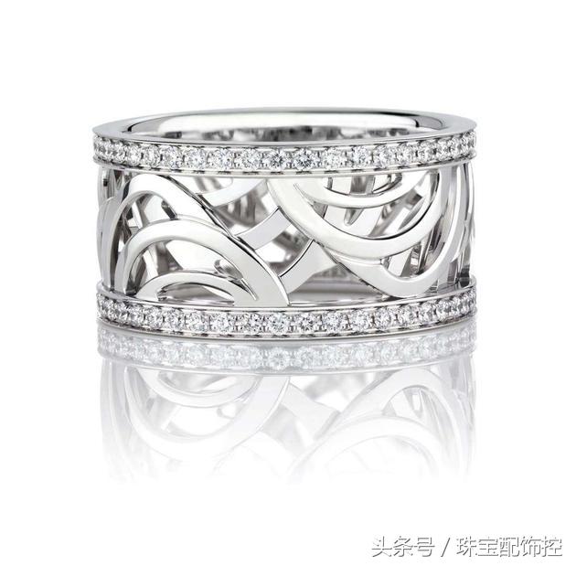 袁泉李易峰,袁泉白衬衣走红毯惊艳场面