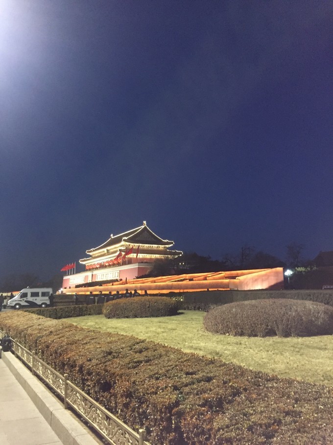 冬天去哪里旅游暖和特点美食,冬季游玩攻略美食推荐