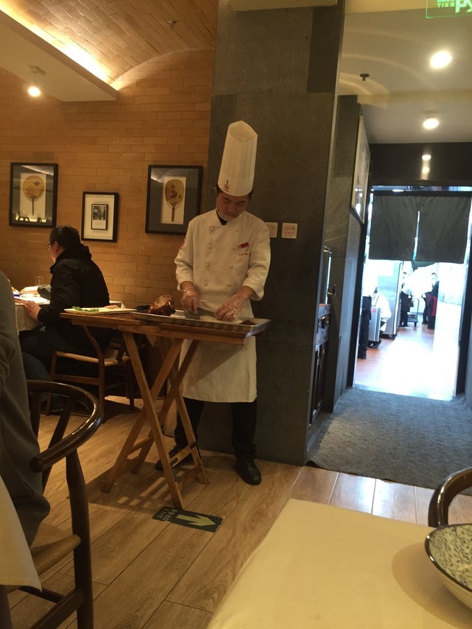 冬天去哪里旅游暖和特点美食,冬季游玩攻略美食推荐