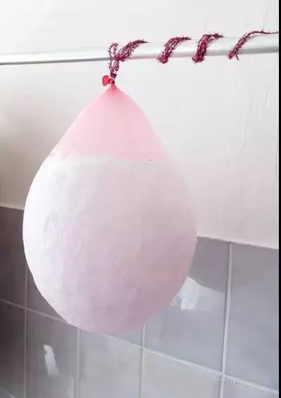 怎么用纸做元宵形状的小灯笼,简单用卡纸做一个元宵节小灯笼