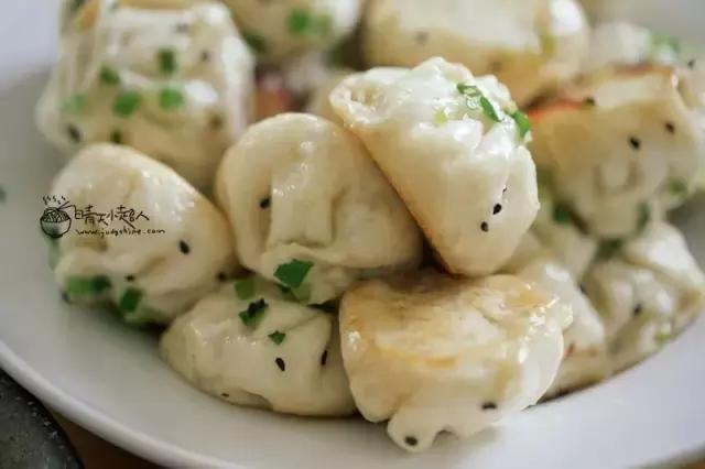 生煎包专用平底锅都可以做什么,用小电锅煎生煎包怎么做