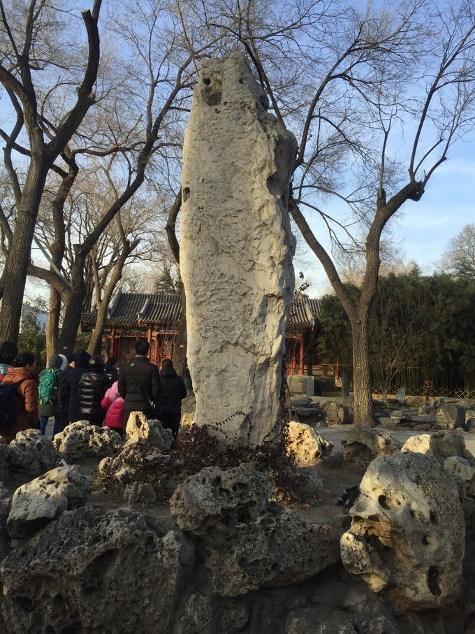 冬天去哪里旅游暖和特点美食,冬季游玩攻略美食推荐