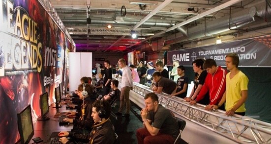 LOLS8落户韩国？最近一直顾着吃鸡都忘记S1-S7了