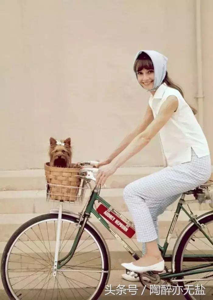 适合减龄少女心的发饰,80年代最流行的女士发饰