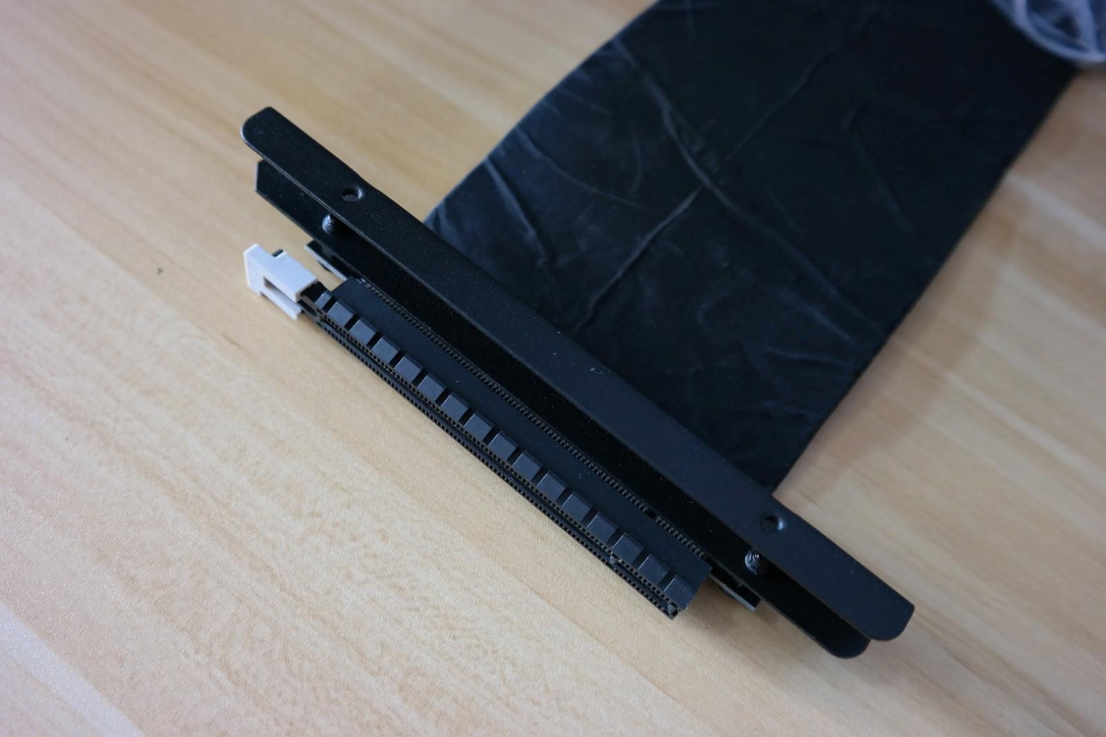 水冷散热电脑装机全过程,tt水冷装机