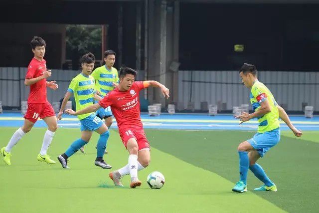 211研究生签约中超上演现实版“一球成名”成现役学历最高球员