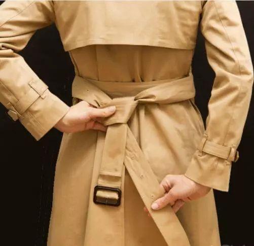 风衣腰带系法大全简单又好看,怎么系风衣外套后面的腰带结