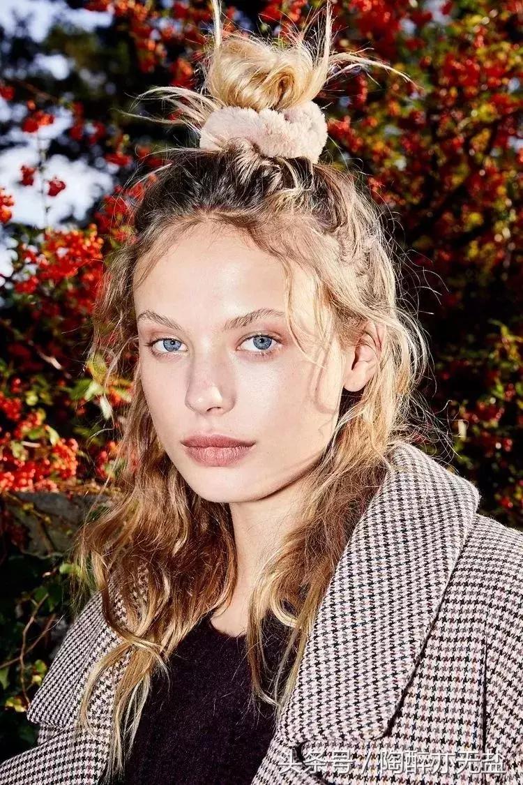适合减龄少女心的发饰,80年代最流行的女士发饰