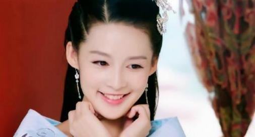 含笑的诗句有哪些,含笑的优美诗句