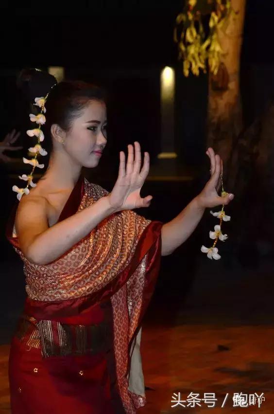 这10大东南亚“免签”仙境，月薪5K轻松走起，光看图已醉！