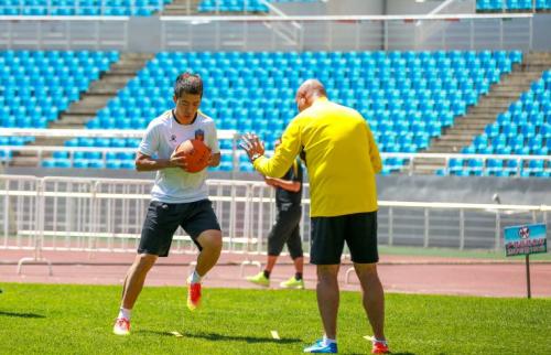 5本最近完结的大神小说,推荐5本踢足球的小说